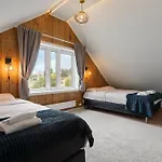 Daire Arctic Homes - Historical Newly Renovated *